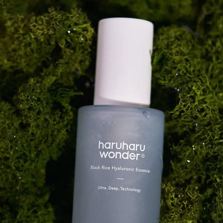 Haruharu WONDER - Black Rice Hyaluronic Essence - 50 ml Pharmacie Lariboisière Shop