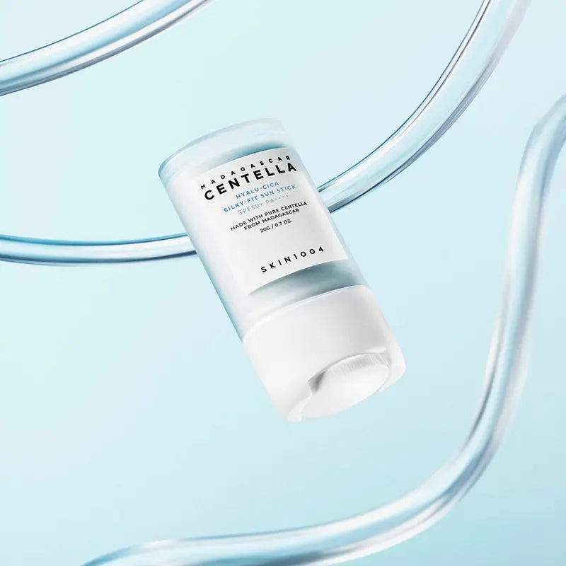 SKIN1004 - Madagascar Centella Hyalu-Cica Silky-fit Sun Stick SPF50+ PA++++ - 20g Pharmacie Lariboisière Shop