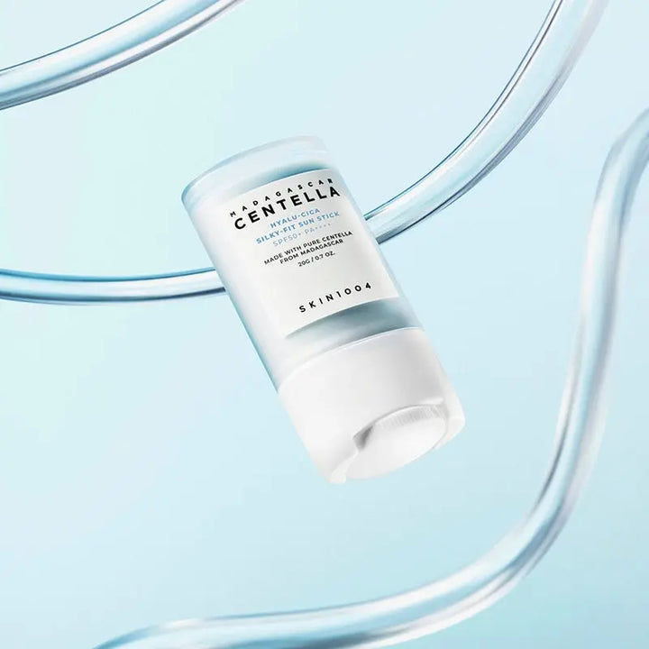 SKIN1004 - Madagascar Centella Hyalu-Cica Silky-fit Sun Stick SPF50+ PA++++ - 20g Pharmacie Lariboisière Shop
