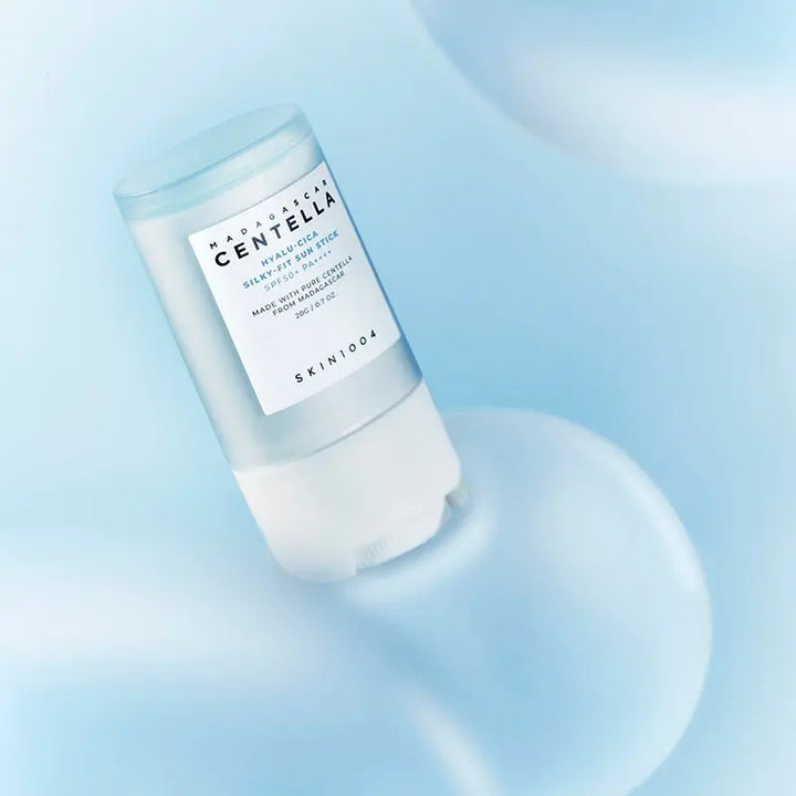 SKIN1004 - Madagascar Centella Hyalu-Cica Silky-fit Sun Stick SPF50+ PA++++ - 20g Pharmacie Lariboisière Shop
