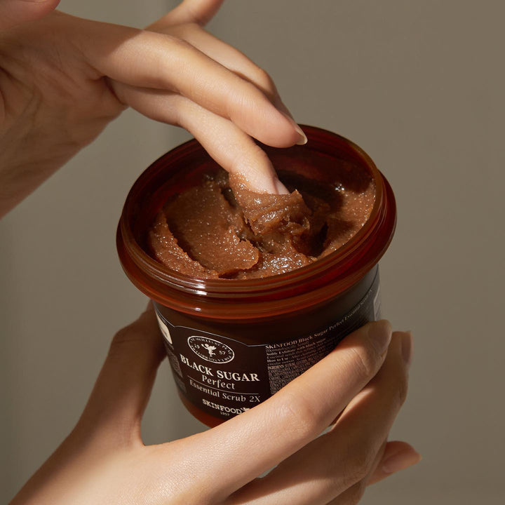 SKINFOOD - Black Sugar Perfect Essential Scrub 2X - 210g
