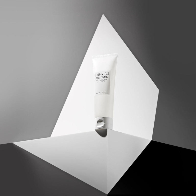 SKIN1004 - Madagascar Centella Tone Brightening Cleansing Gel Foam - 125 ml