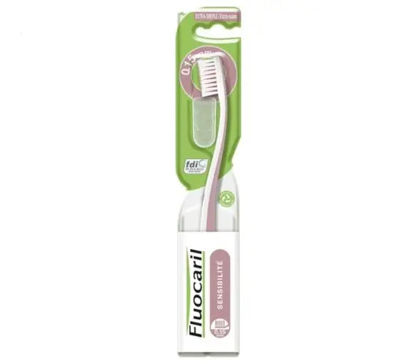 FLUOCARIL Brosse à dents Sensibilités Extrême Souple – Nettoyage ultra-doux pour dents et gencives sensibles Lariboisière Shop