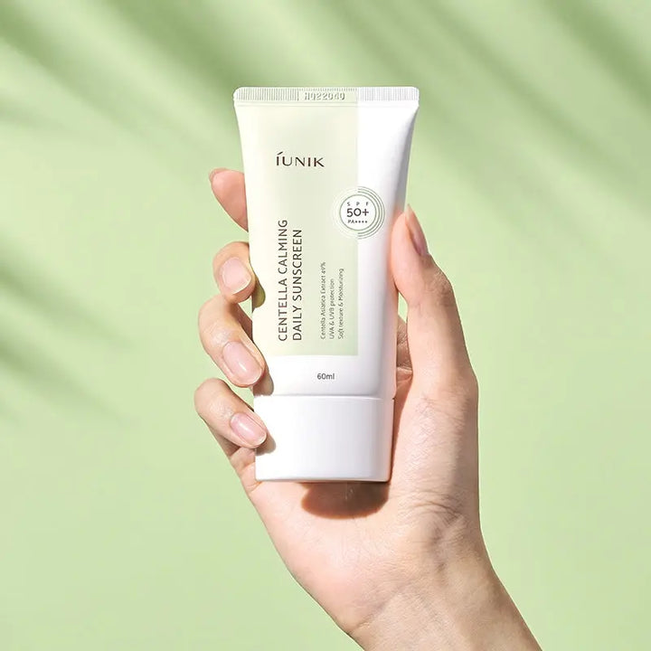 IUNIK - Centella Calming Daily Sunscreen SPF 50+ PA++++ - 60 ml Pharmacie Lariboisière Shop