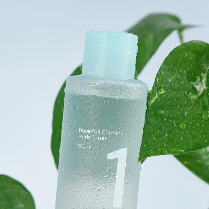 Numbuzin - No.1 Pure-Full Calming Herb Toner - 300 ml Pharmacie Lariboisière Shop