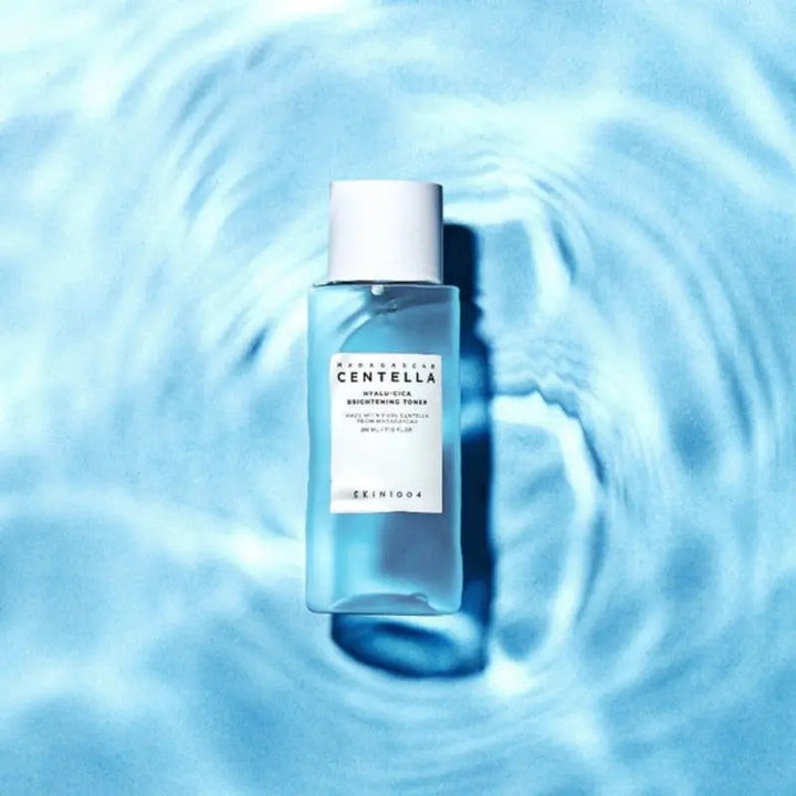 SKIN1004 - Madagascar Centella Hyalu-Cica Brightening Toner - 210 ml Lariboisière Shop