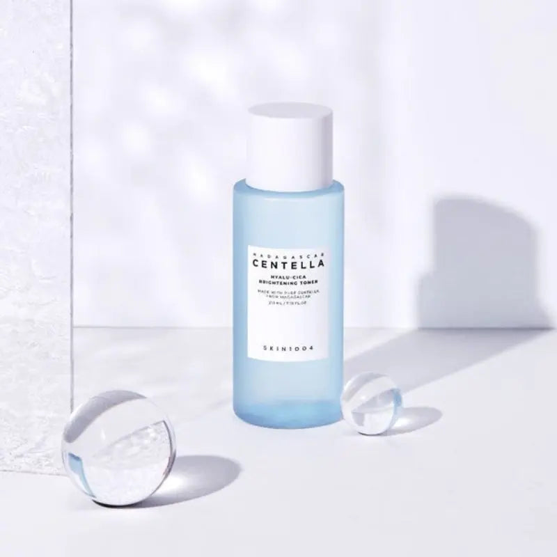 SKIN1004 - Madagascar Centella Hyalu-Cica Brightening Toner - 210 ml Lariboisière Shop