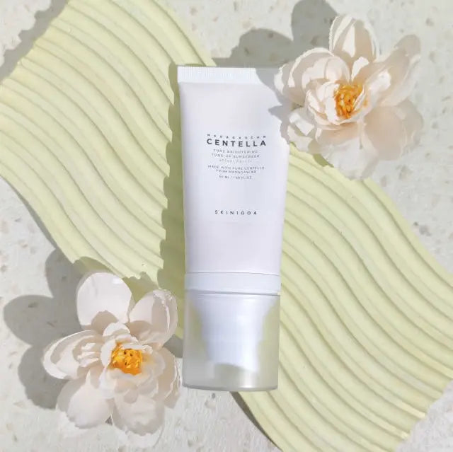 SKIN1004 - Madagascar Centella Tone Crème solaire tonifiante éclaircissante SPF50+ PA++++ - 50ml Pharmacie Lariboisière Shop