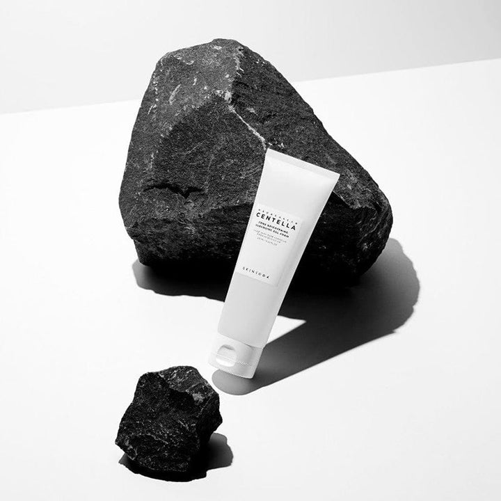 SKIN1004 - Madagascar Centella Tone Brightening Cleansing Gel Foam - 125 ml